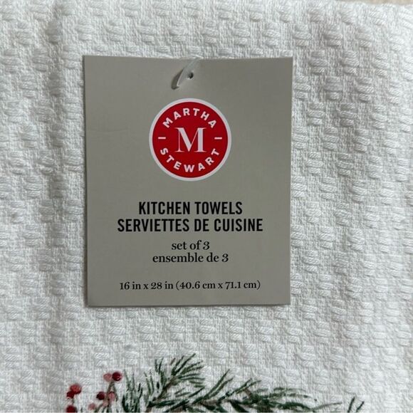 MARTHA STEWART White Gold Red Wreath Green Cotton Kitchen 3 Towel Gift Set - Picture 3 of 10